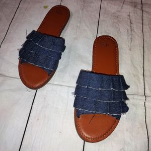 Time AND Tru Jean Style Sandals